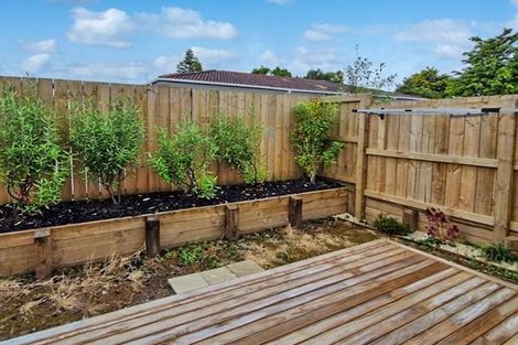 Photo of property in 37c Tabitha Crescent, Henderson, Auckland, 0612