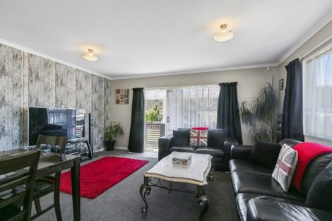 Photo of property in 319a Wellington Road, Wainuiomata, Lower Hutt, 5014