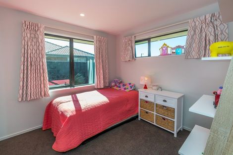 Photo of property in 13 Berners Way, Rolleston, 7615