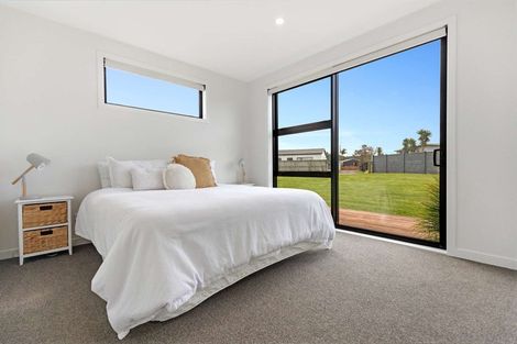 Photo of property in 110 Ngaio Drive, Matarangi, Whitianga, 3592