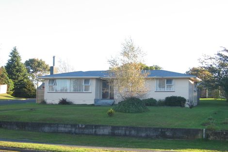 Photo of property in 82 Elizabeth Drive, Tokoroa, 3420