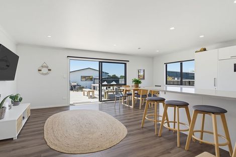 Photo of property in 113 Kelly Jade Avenue, Matarangi, Whitianga, 3592