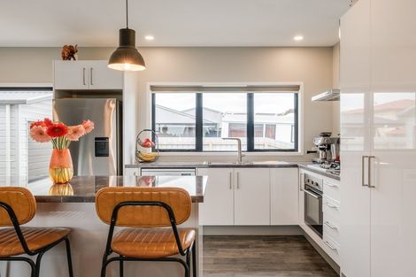 Photo of property in 49 Lytton Road, Riverdale, Gisborne, 4010