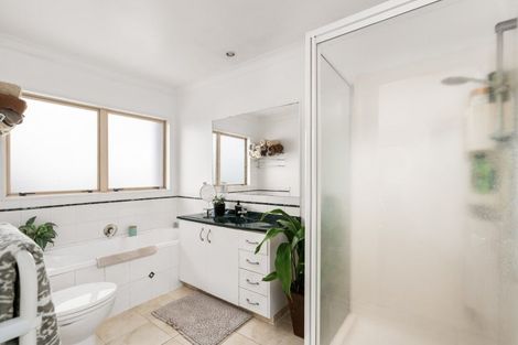 Photo of property in 130a Oceanbeach Road, Mount Maunganui, 3116