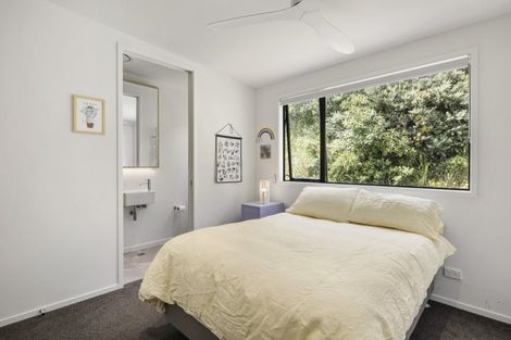 Photo of property in 17 Erica Pabst Way, Island Bay, Wellington, 6023