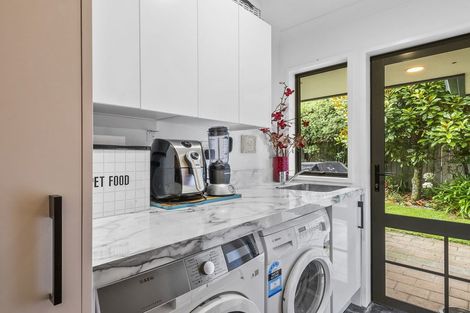 Photo of property in 6 Freeman Close, Abbotsford, Dunedin, 9018