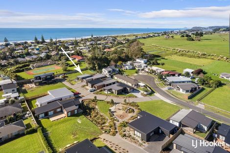 Photo of property in 6 Beau Lane, Waihi Beach, 3611