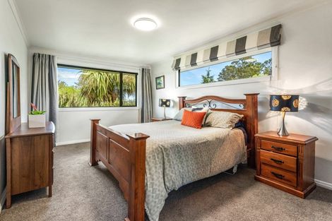 Photo of property in 10 Sunninghurst Drive, Fairfield, Dunedin, 9018