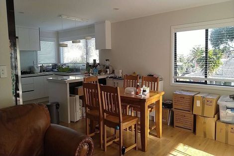 Photo of property in 1/6 Colum Place, Bucklands Beach, Auckland, 2014
