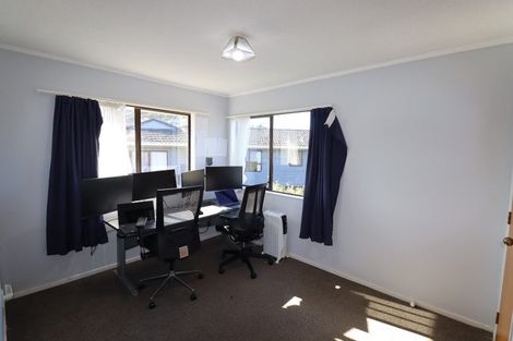 Photo of property in 6a Flinders Place, Johnsonville, Wellington, 6037