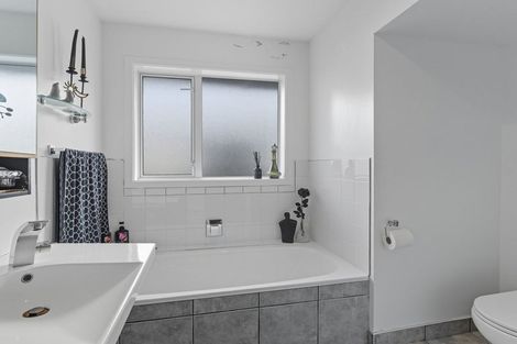 Photo of property in 125 Harris Crescent, Papanui, Christchurch, 8053