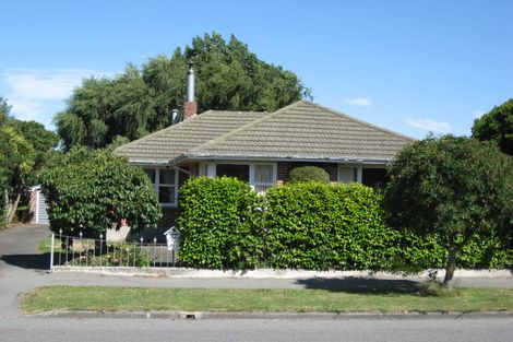 Photo of property in 22 Damien Place, Bromley, Christchurch, 8062