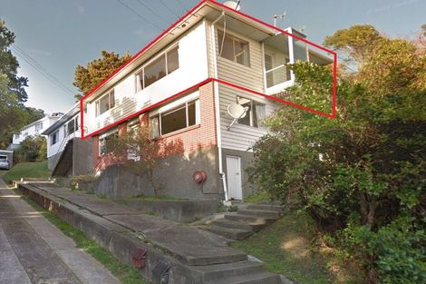 Photo of property in 2/4 Glanmire Road, Newlands, Wellington, 6037