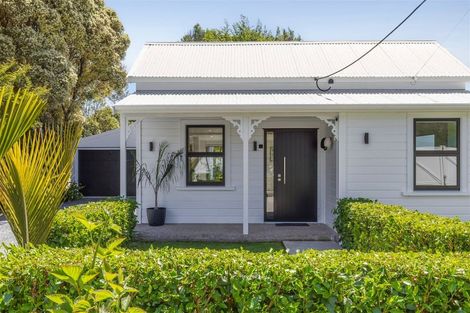 Photo of property in 1 Lansdowne Street, Clifton, Takaka, 7183
