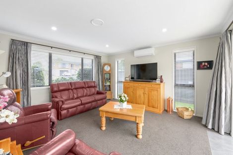 Photo of property in 2 Rose Street, Maeroa, Hamilton, 3200