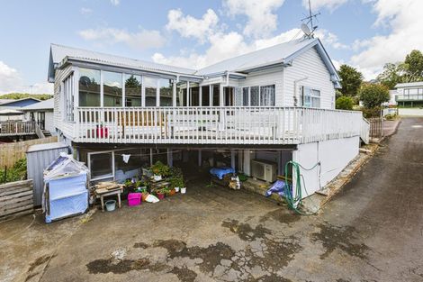 Photo of property in 4 The Glade North, Pukekohe, 2120