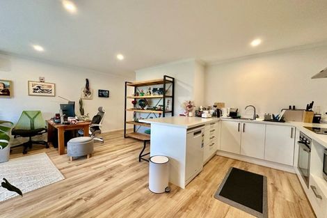 Photo of property in 6/73 Hobsonville Point Road, Hobsonville, Auckland, 0616