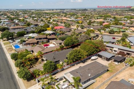 Photo of property in 108 Dickson Road, Papamoa Beach, Papamoa, 3118