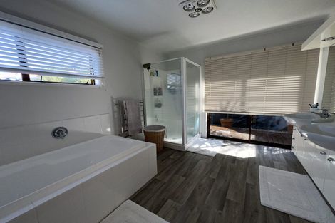 Photo of property in 50 Redwing Street, Browns Bay, Auckland, 0630