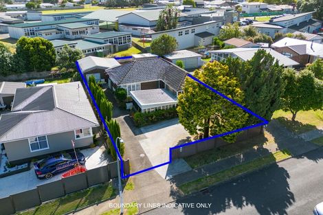 Photo of property in 22 Woburn Street, Mangere East, Auckland, 2024
