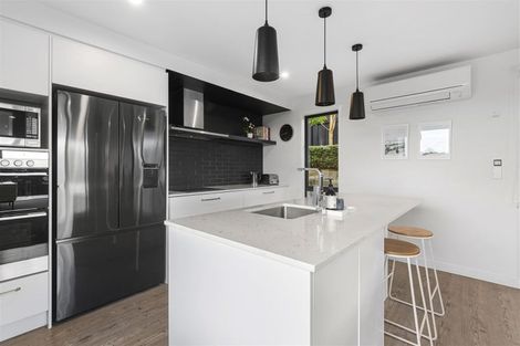 Photo of property in 23a Milton Road, Otumoetai, Tauranga, 3110