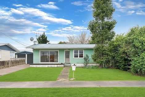 Photo of property in 5 Cricket Place, Melville, Hamilton, 3206