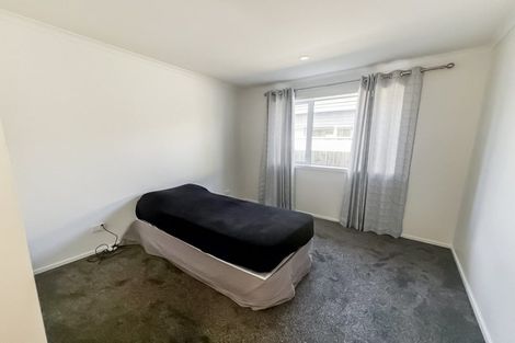 Photo of property in 4 Ivy Lane, Kelvin Grove, Palmerston North, 4414