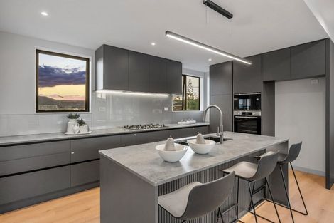 Photo of property in 13d Dominion Street, Takapuna, Auckland, 0622