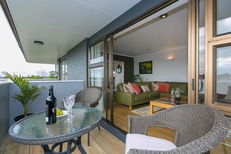 Photo of property in 22 Culzean Grove, Bell Block, New Plymouth, 4312