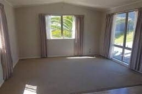 Photo of property in 42a Candia Road, Swanson, Auckland, 0614