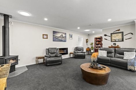 Photo of property in 118 Milton Terrace, Picton, 7220