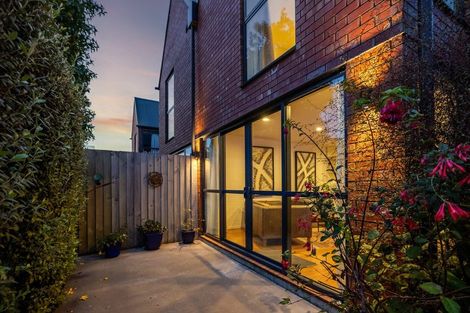 Photo of property in 4/187 Kilmore Street, Christchurch Central, Christchurch, 8013