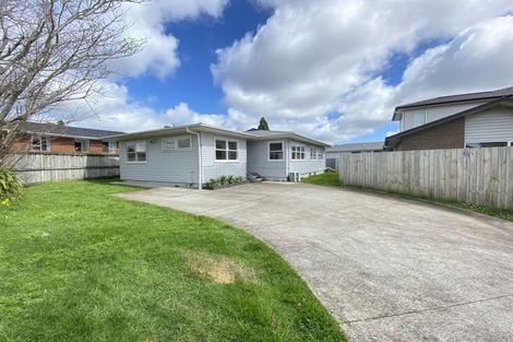 Photo of property in 12 Roby Street, Te Atatu Peninsula, Auckland, 0610