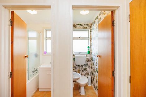 Photo of property in 4 Waihi Place, Westbrook, Palmerston North, 4412