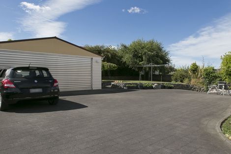Photo of property in 17 Kinder Street, Acacia Bay, Taupo, 3330