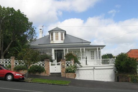 Photo of property in 30 Portland Road, Remuera, Auckland, 1050
