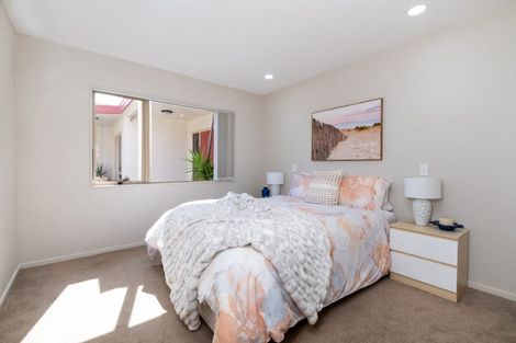 Photo of property in 20 Arataki Road, Havelock North, 4130