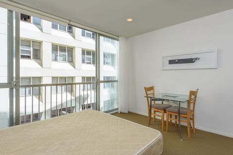 Photo of property in Terrace Heights Apartments, 2/163p The Terrace, Wellington Central, Wellington, 6011
