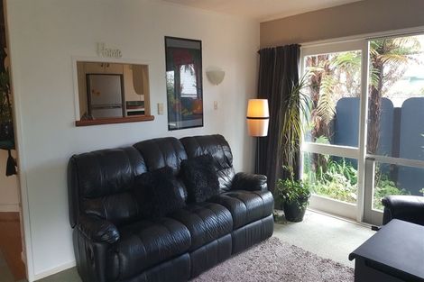 Photo of property in 65a Robinson Avenue, Holdens Bay, Rotorua, 3010