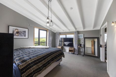 Photo of property in 20 Kiri Road, Te Kiri, Opunake, 4682