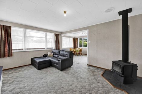 Photo of property in 94 South Road, Manaia, 4612