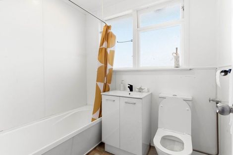 Photo of property in 74 Columba Avenue, Calton Hill, Dunedin, 9012