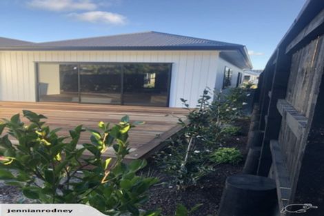 Photo of property in 5 Hampton Mews, Snells Beach, 0920