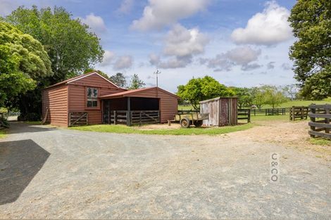 Photo of property in 218 Pomona Road, Kumeu, 0891