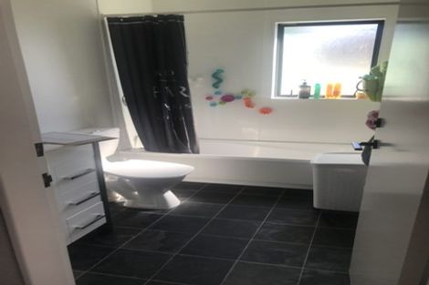 Photo of property in 4 Bathgate Street, Johnsonville, Wellington, 6037