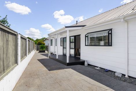 Photo of property in 20 Dixon Road, Fitzroy, Hamilton, 3206