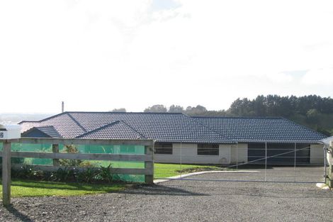 Photo of property in 32 Branksome Place, Aokautere, Palmerston North, 4471