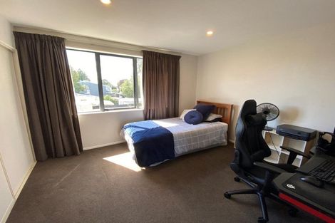 Photo of property in 4/14 London Street, Richmond, Christchurch, 8013