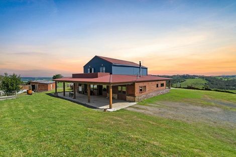 Photo of property in 56 Mcgregor Road, Clevedon, Papakura, 2582