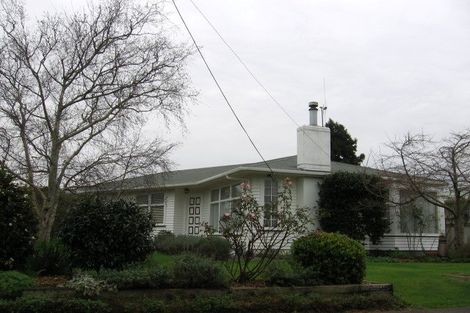 Photo of property in 18 Peters Avenue, Cloverlea, Palmerston North, 4412